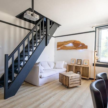 Mamie Jane Suite Deluxe Face Au Lac Tresserve Esterno foto